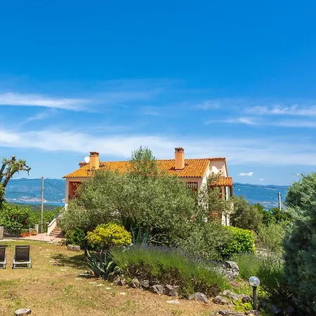 Ferienhaus In With House Sea View