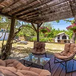 In With House Sea View Risika