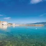 Holiday home In With House Sea View