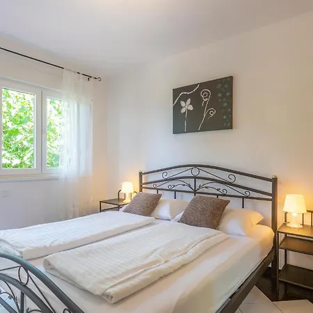 In With House Sea View Casa vacanze