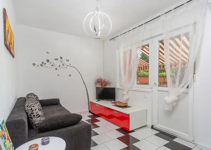 In With House Sea View * リスィカ