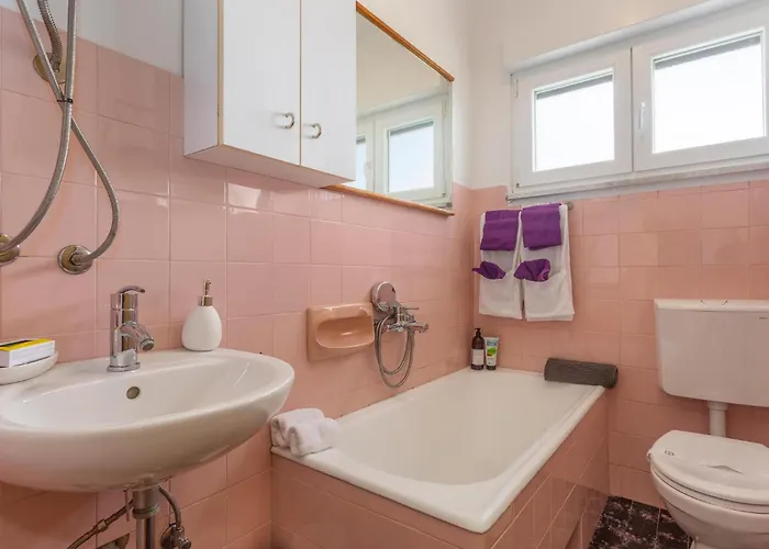 In With House Sea View 別荘 *