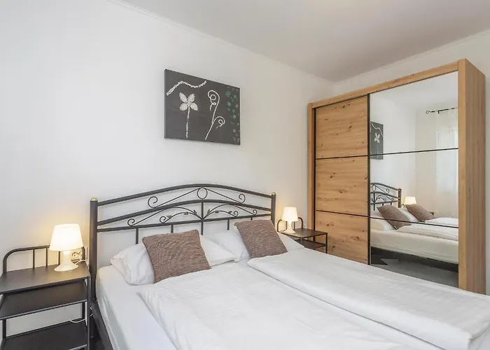 In With House Sea View 別荘 *